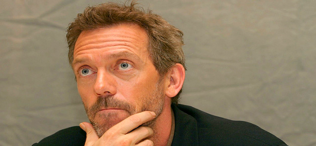 Comedian Hugh Laurie rowed in the Cambridge blue boat in 1980 and narrowly lost in a controversial clash of oars.