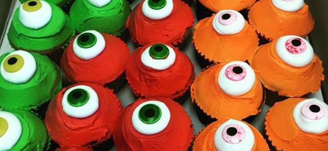 Eyeball cupcakes - haunted halloween